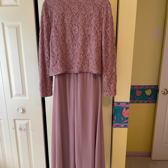 Patra Light Pink Formal Dress, size 14 - Picture 11 of 12